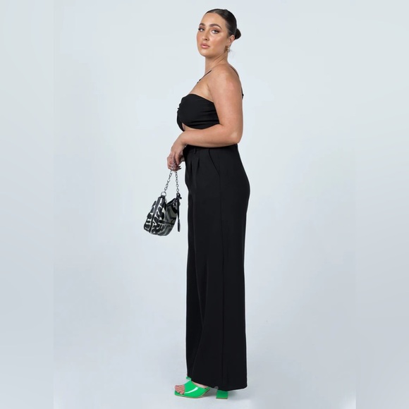 Princess Polly Elana Set - Picture 2 of 4